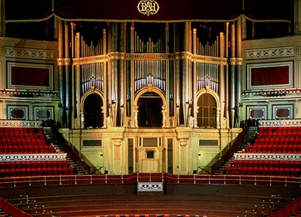 Luftbefeuchtung für Konzert, Theater und Kirche